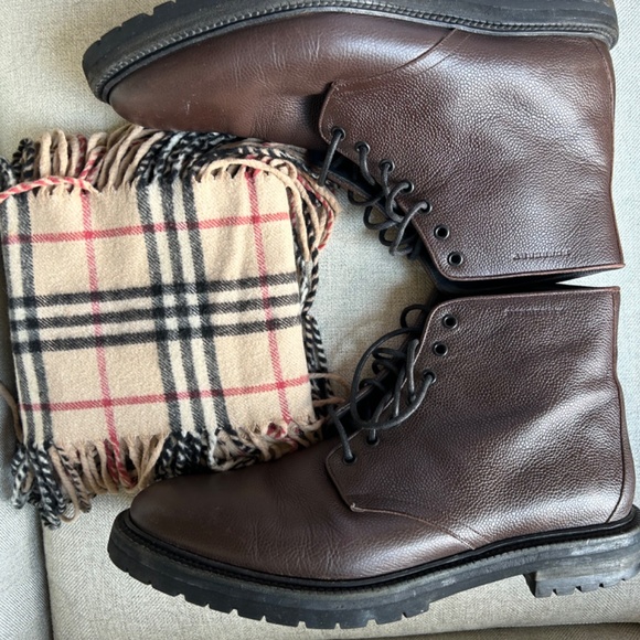 Men’s Burberry Brown Leather Boots size 45